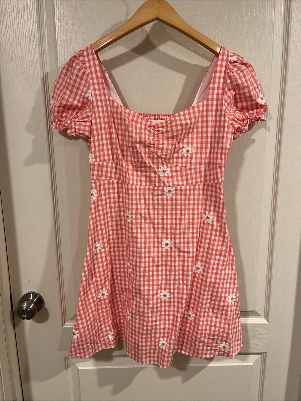 Altar'd State Coral Gingham Puff-Sleeve Mini Dress with Daisy Appliqués - Picture 2 of 9